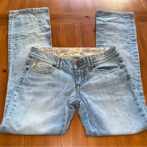 Y2K Tyte Jeans Low Rise Light Wash Denim Jeans Sz 7 Straight Leg Embroidery